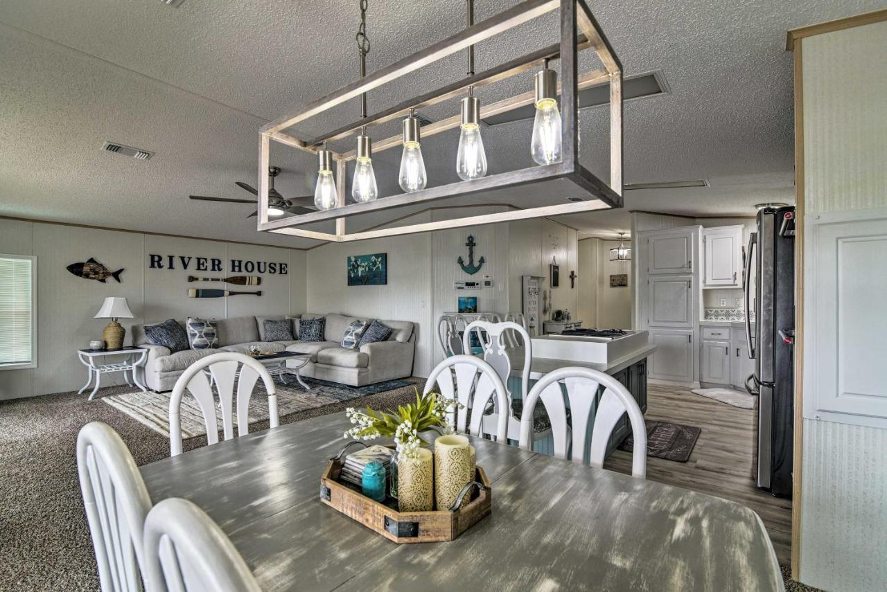 Retreat On The River With Boat Dock, Porch, And Grill! Homosassa Buitenkant foto