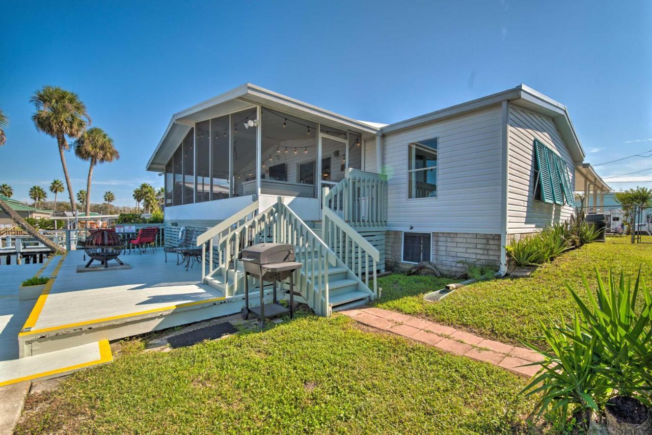 Retreat On The River With Boat Dock, Porch, And Grill! Homosassa Buitenkant foto