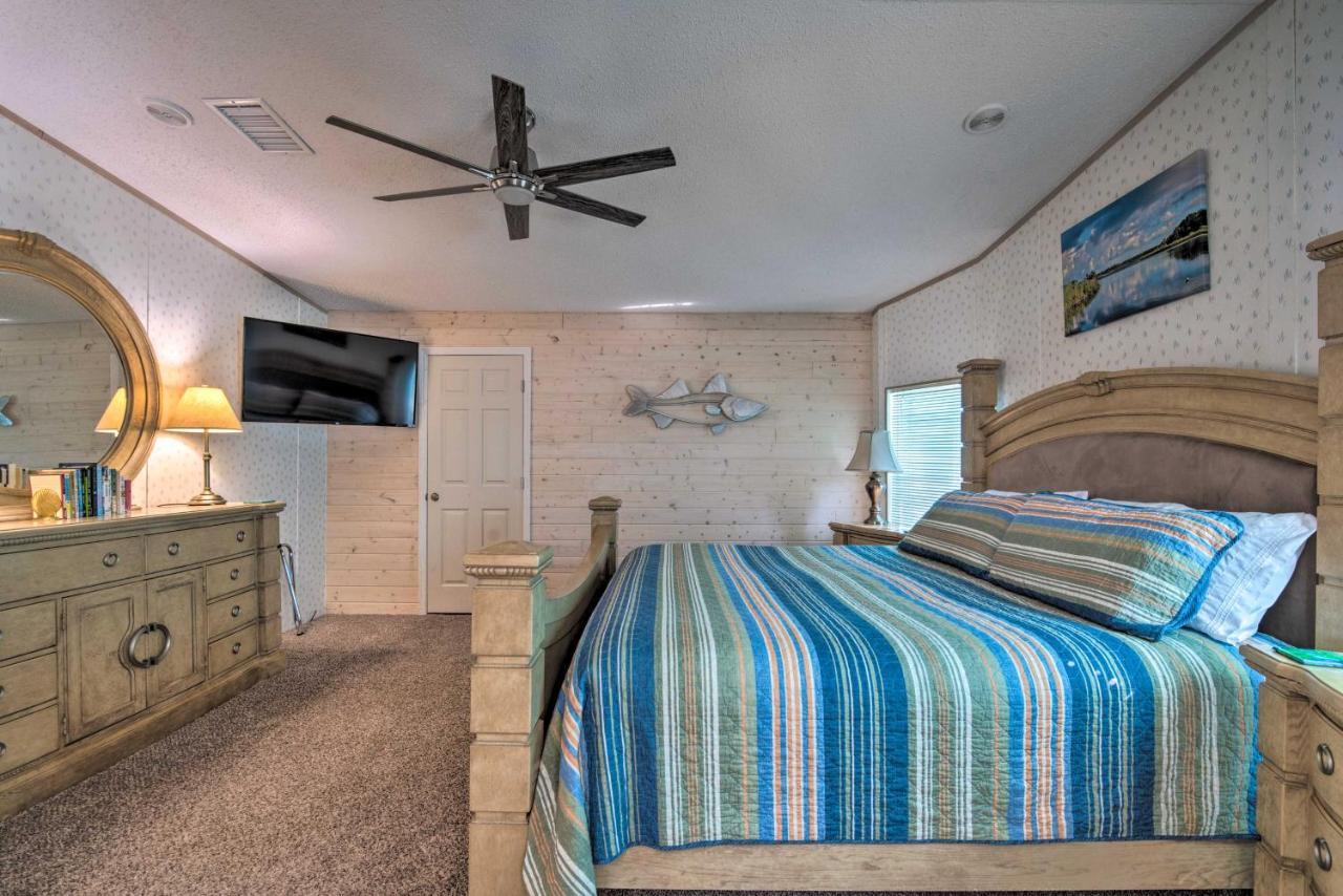 Retreat On The River With Boat Dock, Porch, And Grill! Homosassa Buitenkant foto