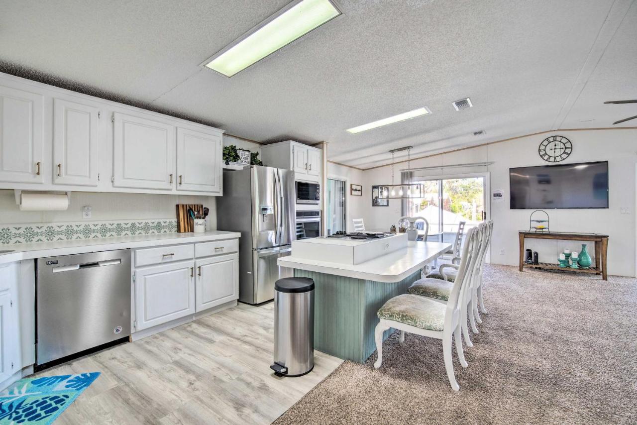 Retreat On The River With Boat Dock, Porch, And Grill! Homosassa Buitenkant foto